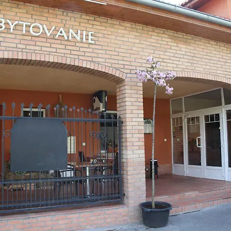 Sabbia Ristorante - Restauracia A Maison d'hôtes Prievidza